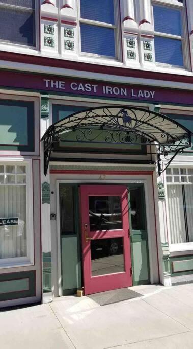 Apartament The Cast Iron Lady Wyalusing Zewnętrze zdjęcie